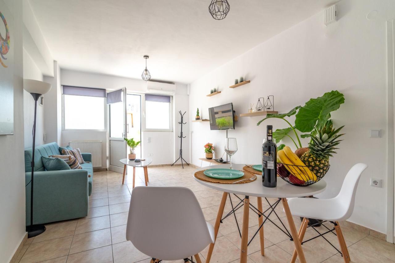 Central Apartment Next To The Beachfront Iráklio Kültér fotó